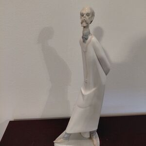 Lladro Doctor